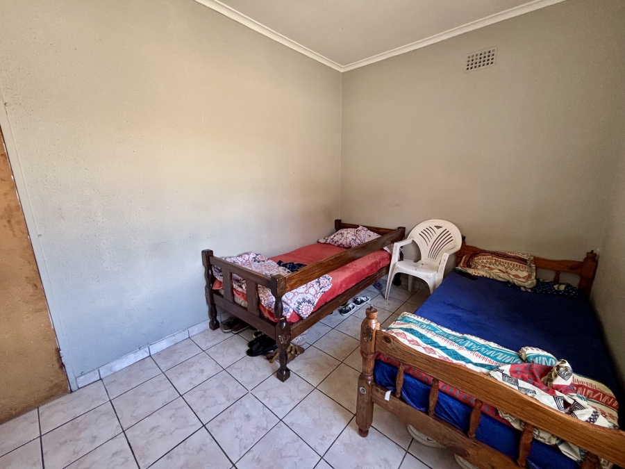 2 Bedroom Property for Sale in Goodwood Park Western Cape